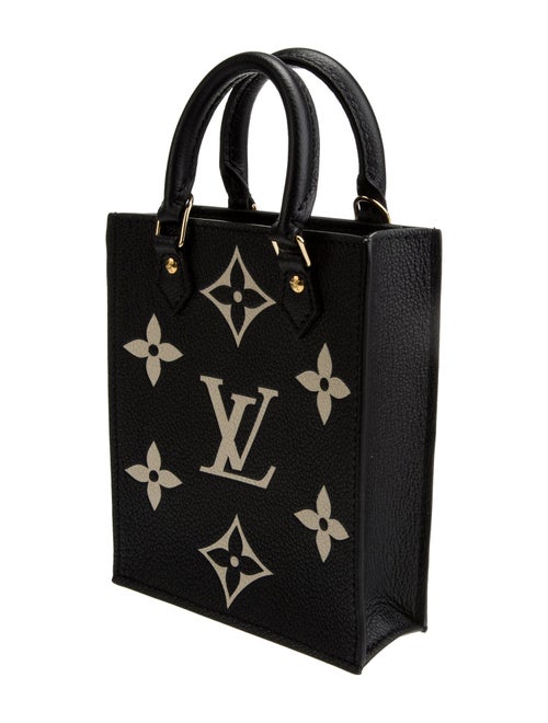 Louis Vuitton Monogram Giant Sac Plat Petit