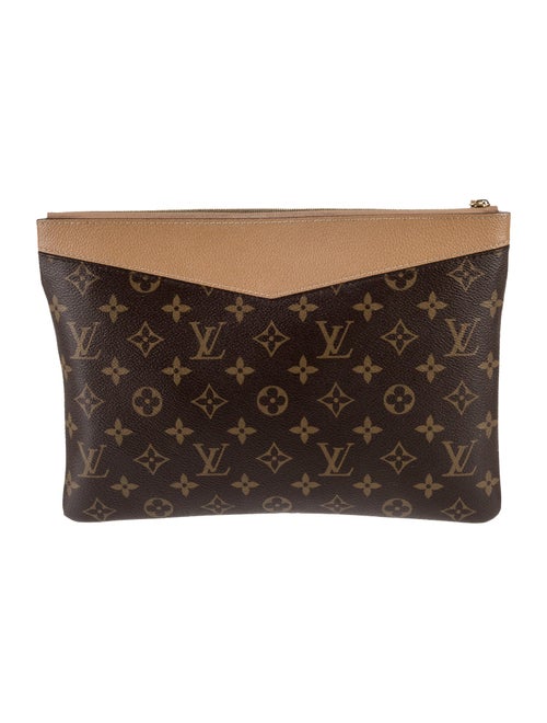 Louis Vuitton LV Monogram Daily Pouch