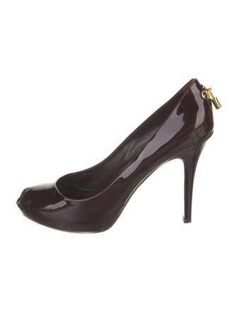 Louis Vuitton Patent Leather Pumps