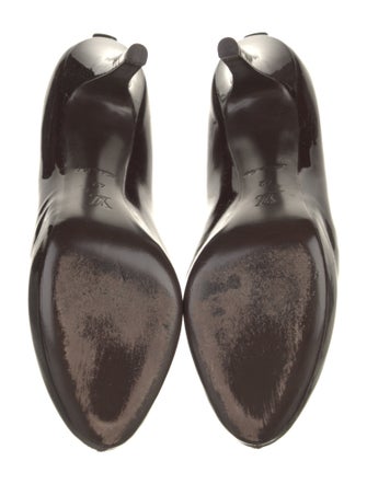 Louis Vuitton Patent Leather Pumps