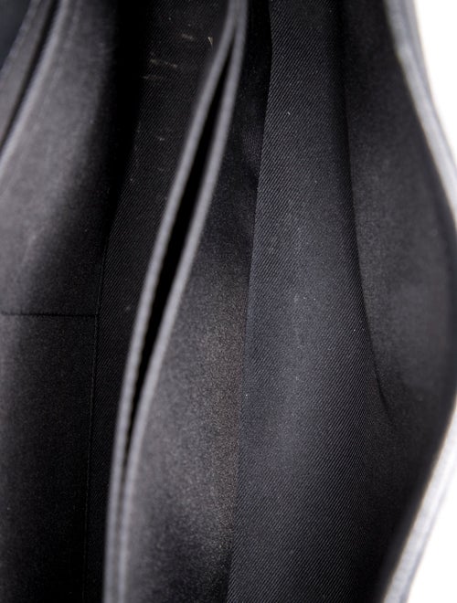 Louis Vuitton Signature Lockme II