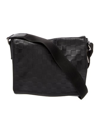 Louis Vuitton Damier Infini District PM