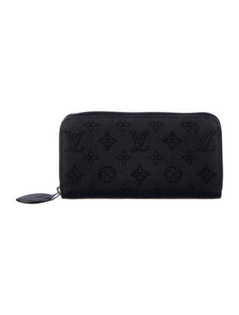 Louis Vuitton LV Monogram Mahina Leather Zippy Wallet