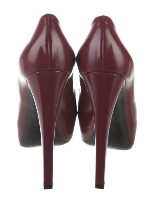 Louis Vuitton Leather Pumps