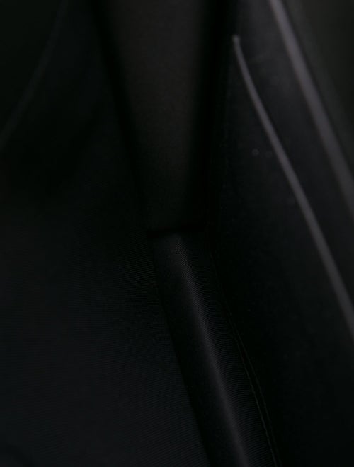 Louis Vuitton Taiga Leather Associe Cartable 1