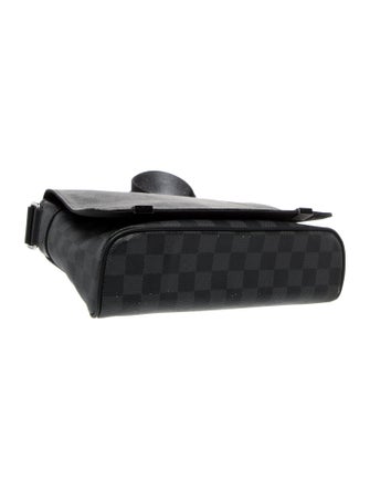 Louis Vuitton Damier Graphite Messenger Bag