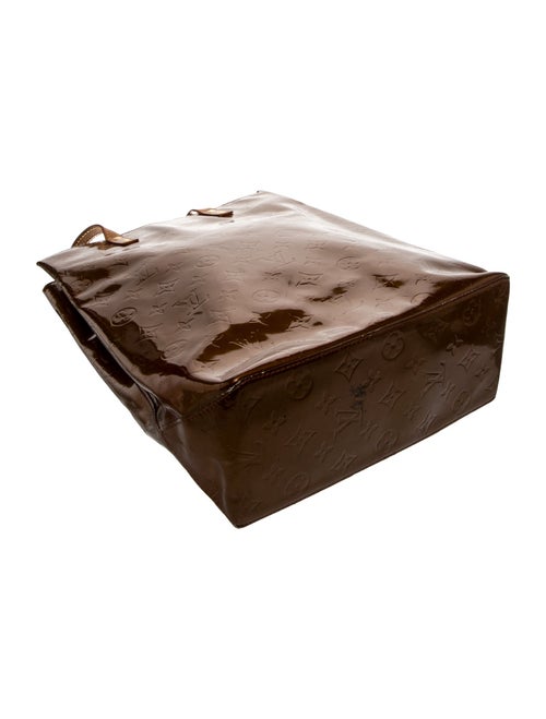 Louis Vuitton Monogram Vernis Reade MM