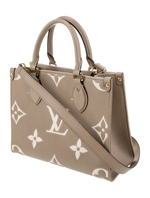 Louis Vuitton Monogram Giant OnTheGo PM