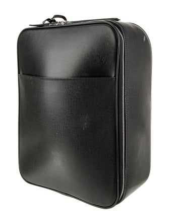 Louis Vuitton Taiga Pegase 45