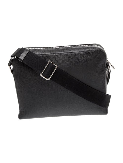 Louis Vuitton Taiga Leather Anton PM