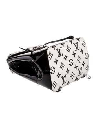 Louis Vuitton Monogram Hot Springs