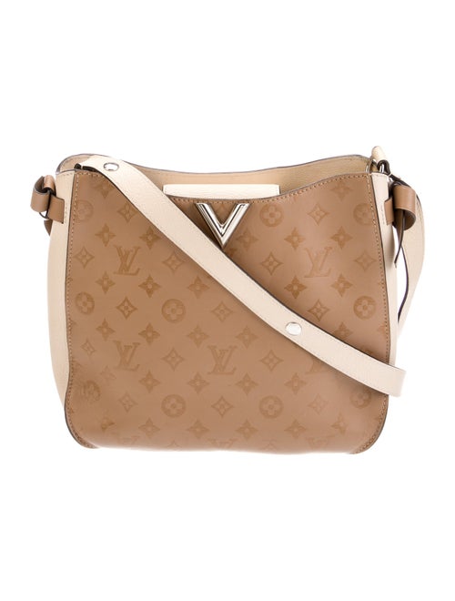 Louis Vuitton LV Monogram Very