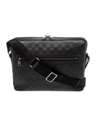Louis Vuitton Damier Infini Messenger Bag