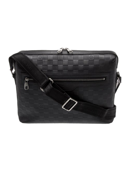 Louis Vuitton Damier Infini Messenger Bag