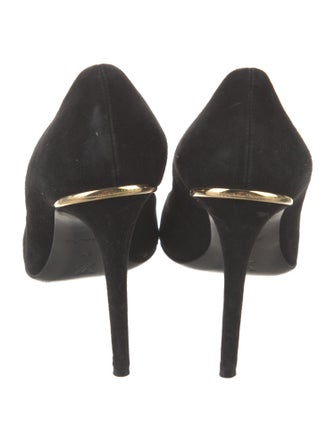 Louis Vuitton Suede Pumps