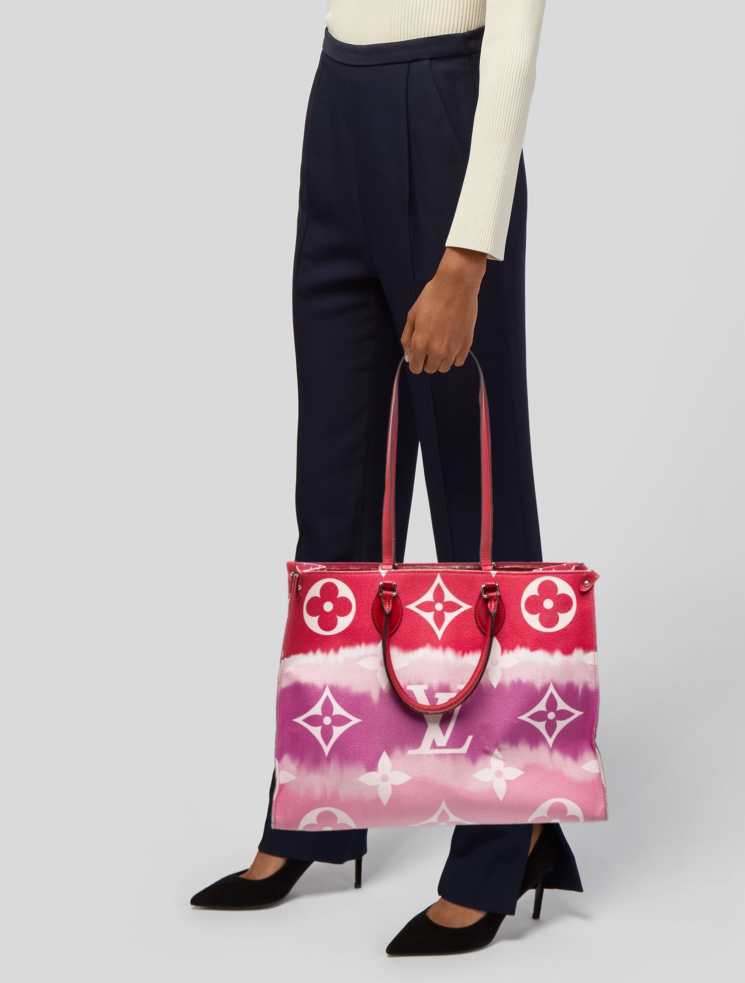 Louis Vuitton LV Monogram OnTheGo GM