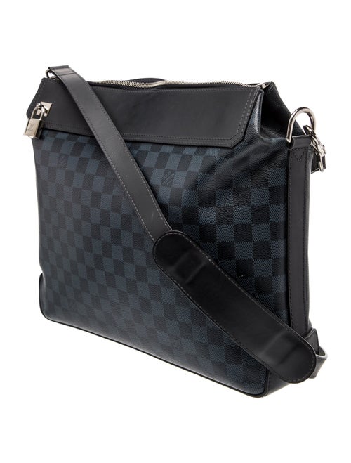 Louis Vuitton Damier Graphite Reporter