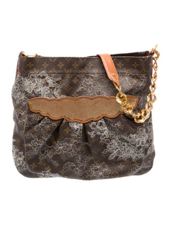 Louis Vuitton LV Monogram Dentelle Fersen