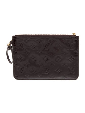 Louis Vuitton Monogram Vernis long beach pochette