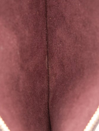 Louis Vuitton Monogram Vernis long beach pochette