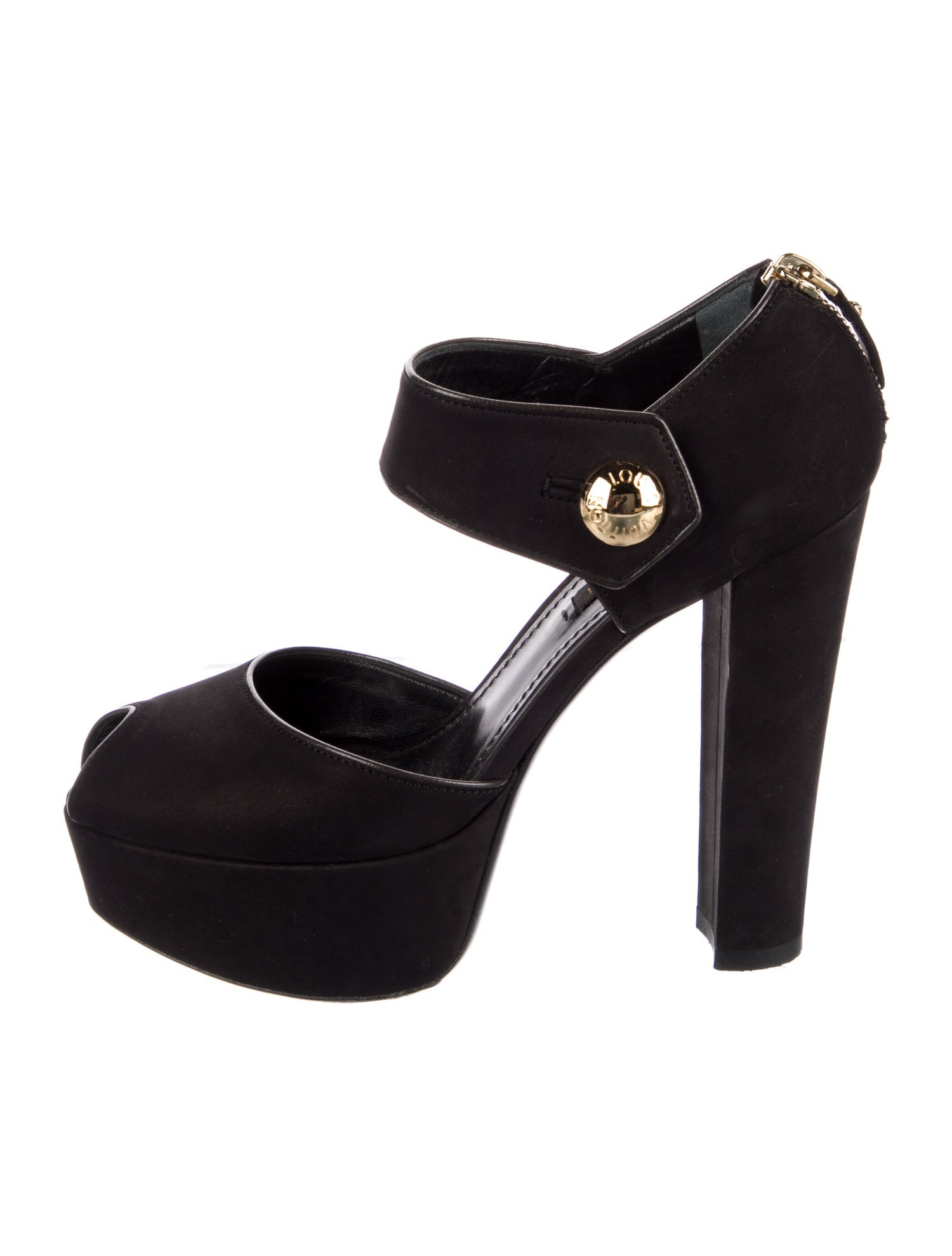 Louis Vuitton Nubuck D'Orsay Pumps