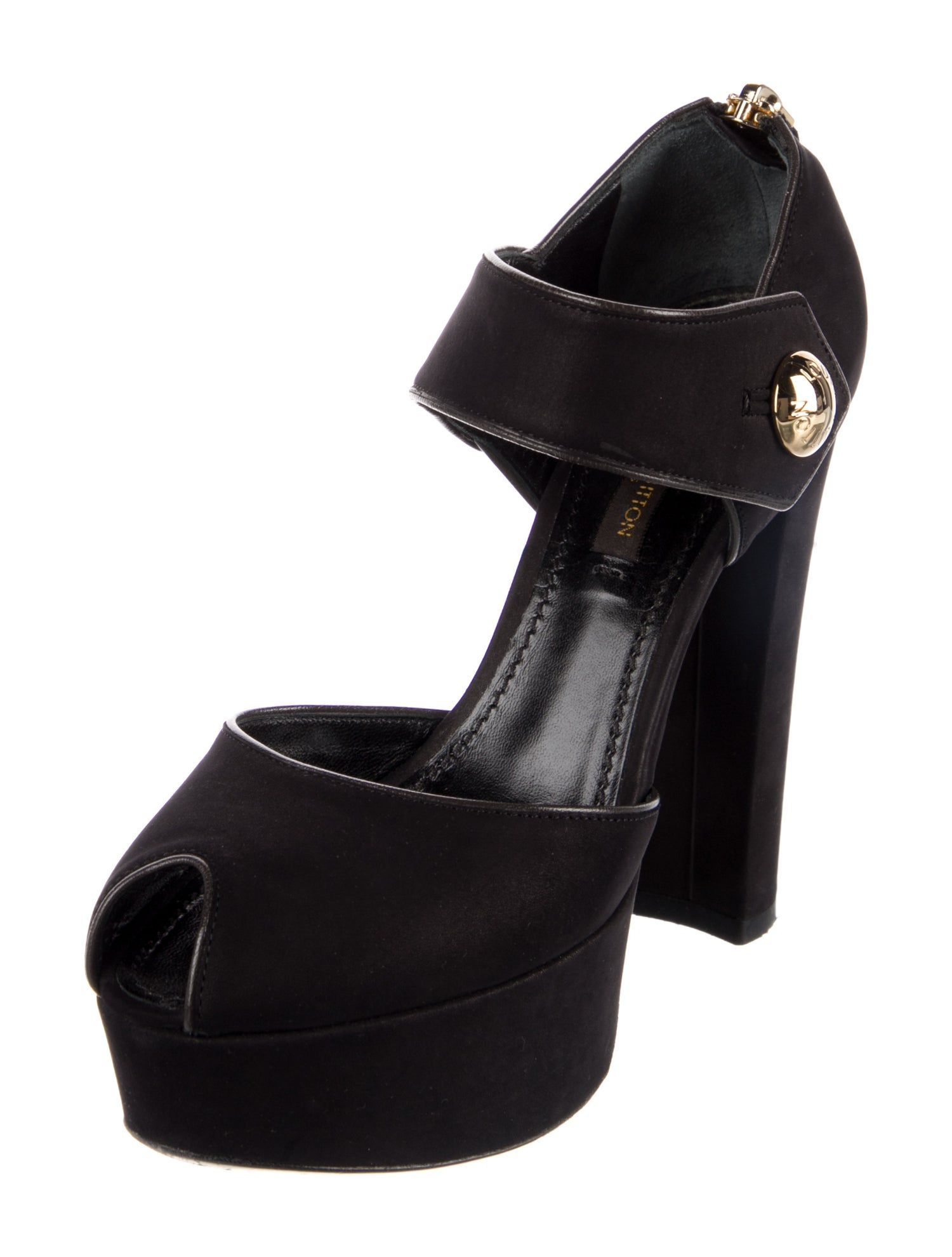 Louis Vuitton Nubuck D'Orsay Pumps