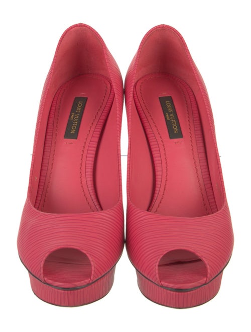 Louis Vuitton Leather Pumps