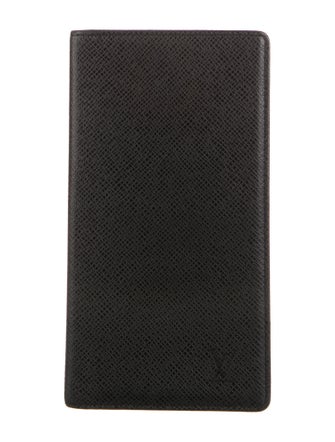 Louis Vuitton Taiga Leather Checkbook Holder