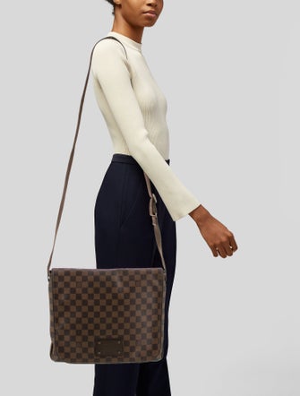 Louis Vuitton Damier Ebene Messenger Bag
