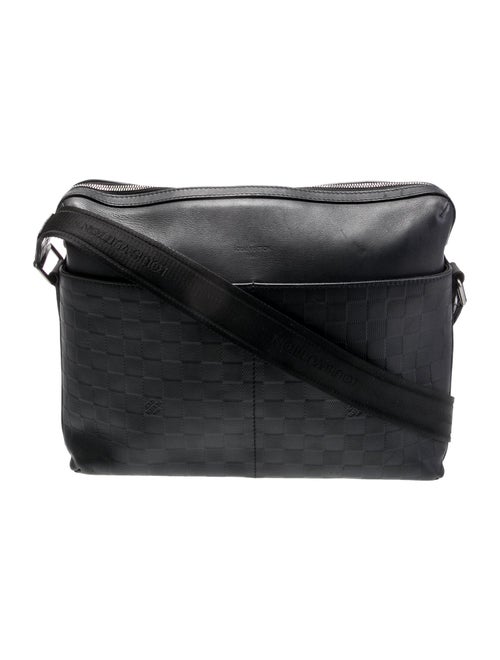 Louis Vuitton Damier Infini Messenger Bag
