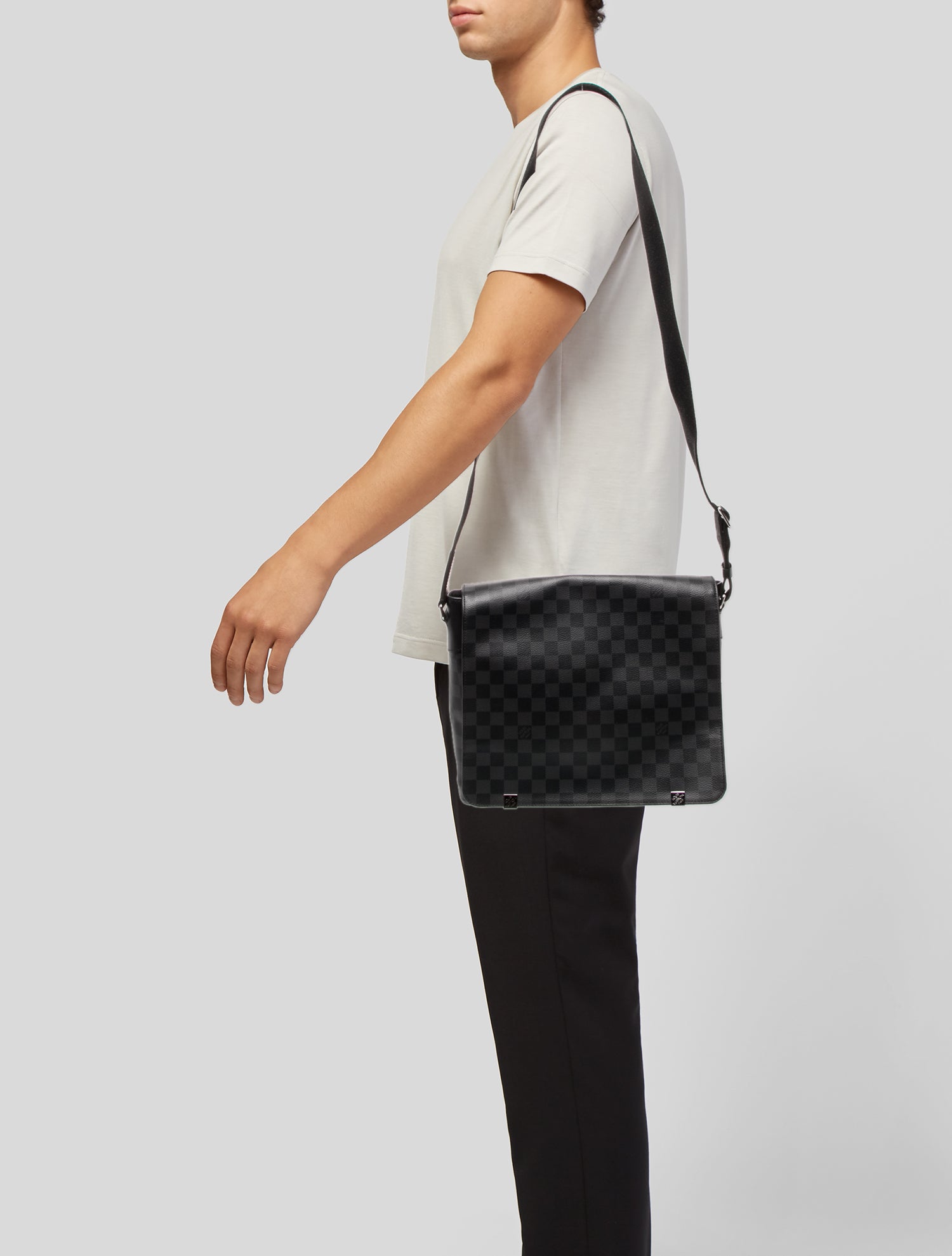 Louis Vuitton Damier Graphite District PM