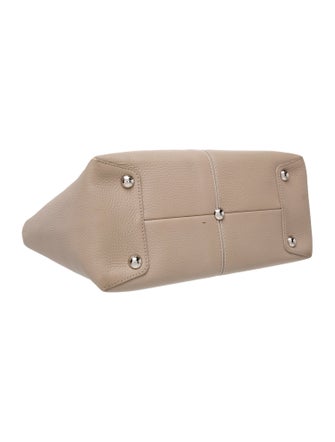 Louis Vuitton Taurillon Leather Pernelle