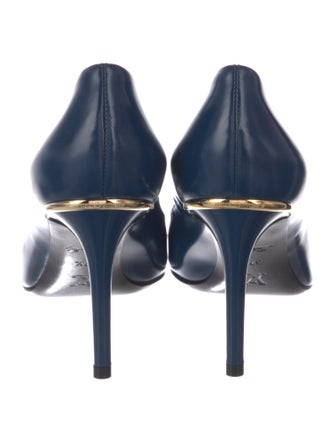 Louis Vuitton Leather Pumps