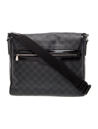 Louis Vuitton Damier Graphite Messenger Bag