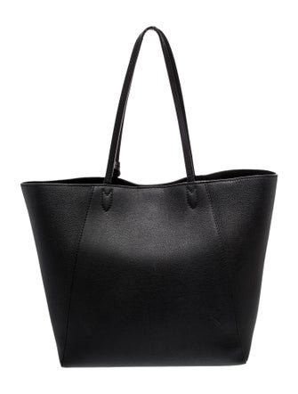 Louis Vuitton Taurillon Leather Lockme