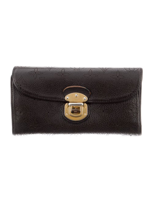 Louis Vuitton Monogram Pattern Mahina Leather Amelia Wallet