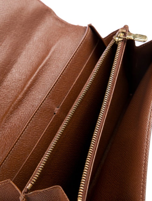 Louis Vuitton 2004 LV Monogram Wallet