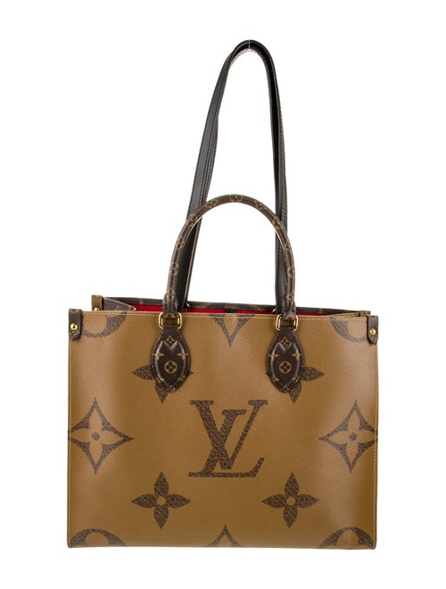 Louis Vuitton Monogram Giant OnTheGo MM