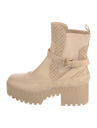 Louis Vuitton LV Monogram Leather Chelsea Boots