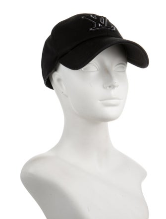 Louis Vuitton LV Signature Baseball Cap
