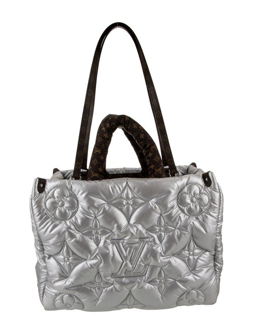 Louis Vuitton Monogram Giant Pillow Onthego GM