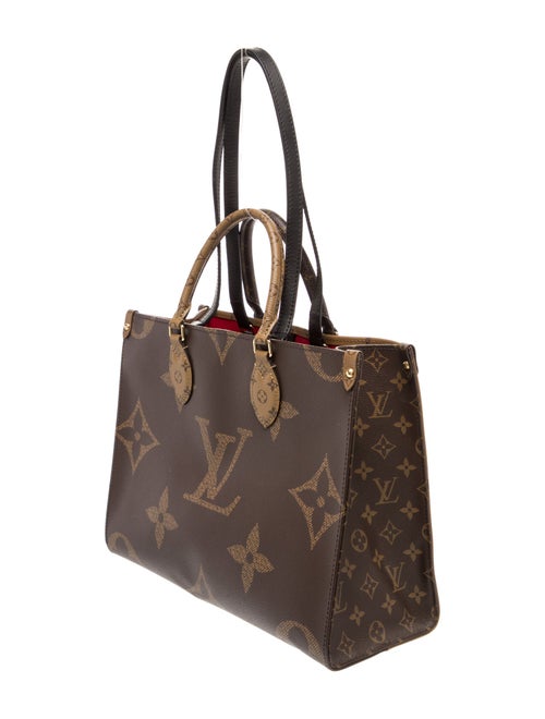Louis Vuitton LV Monogram OnTheGo MM