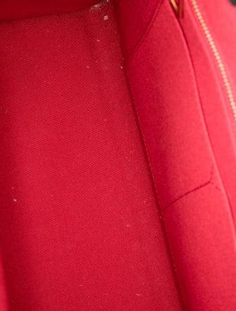 Louis Vuitton LV Monogram OnTheGo MM