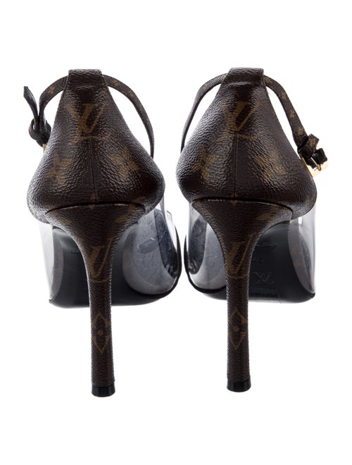 Louis Vuitton LV Monogram Pumps