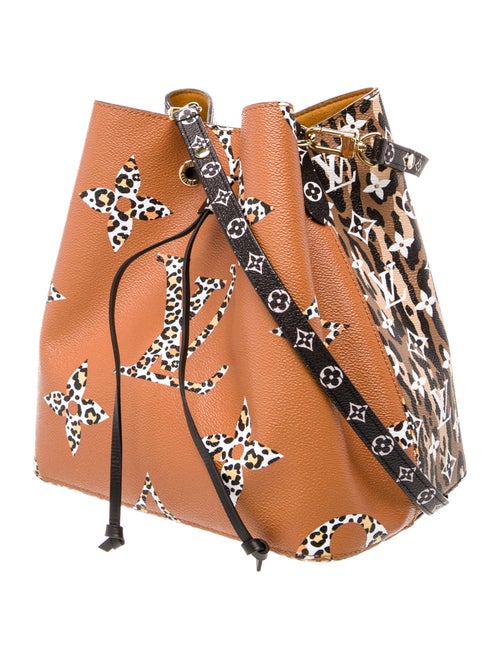 Louis Vuitton Monogram Giant Néonoé MM