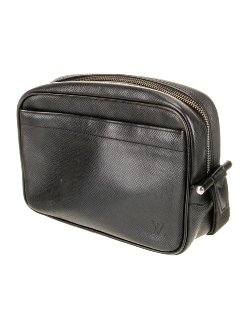 Louis Vuitton Taiga Leather Kaluga