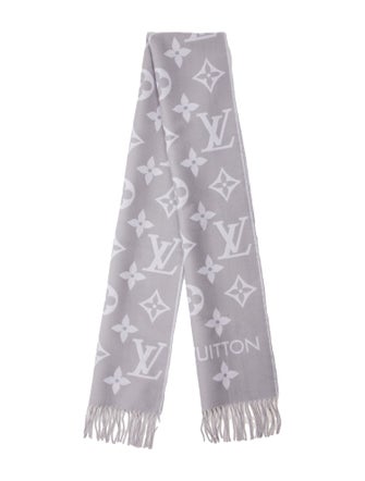 Louis Vuitton LV Essential Wool Scarf