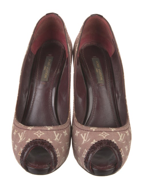 Louis Vuitton LV Monogram Canvas Pumps