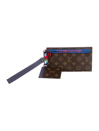 Louis Vuitton 2018 LV Monogram Wristlet