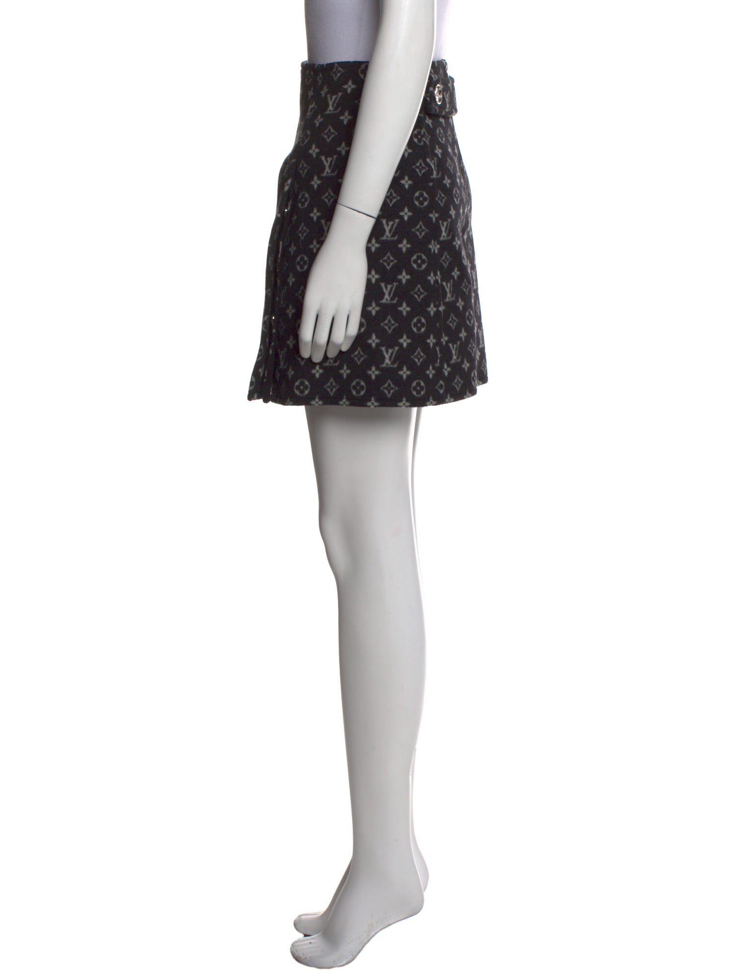 Louis Vuitton 2022 Mini Skirt